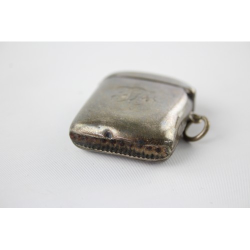 563 - Edwardian 1906 Birmingham STERLING SILVER Vesta / Match Case (22g)