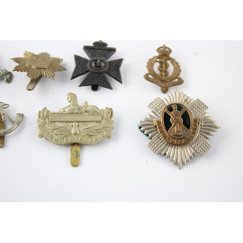 607 - 10 x Military Cap Badges Inc Royal Scots, Gloucestershire, RAF, Etc