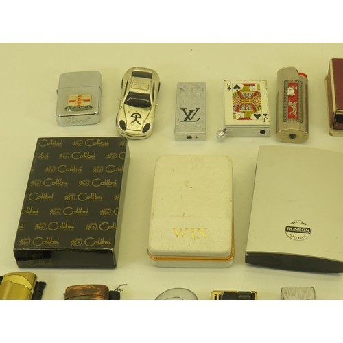 521 - 30 x Assorted Cigarette LIGHTERS Inc Ronson, Colibri, Panther Etc