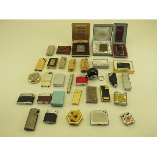 525 - 30x Assorted Cigarette Lighters