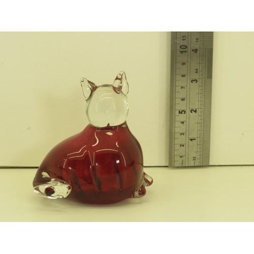 541 - Signed MDINA Cat Glass PAPERWEIGHT