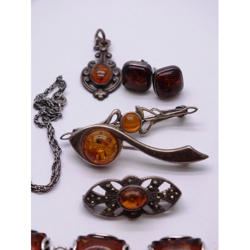 15 - 11 x SILVER and AMBER JEWELLERY TO INCLUDE BROOCHES, PENDANTS, NECKLACE, BRACELET & EARRINGS - TOTAL... 
