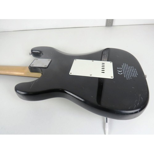 107 - POWER PLAY ELECTRIC GUITAR