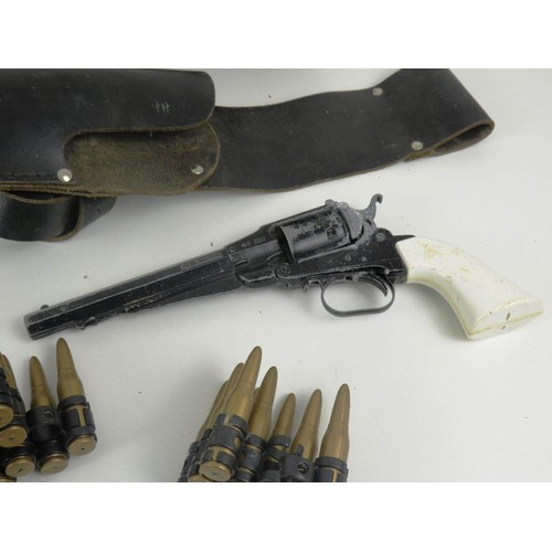 14 - METAL TOY CAP GUN IN HOLSTER, GUN BELT AND PLASTIC TOY SHELL CARTRIDGES