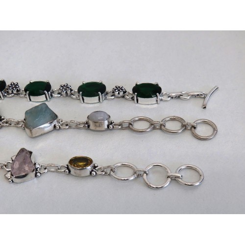 5 - SELECTION OF FIVE ITEMS OF JEWELLERY MAINLY SILVER INCLUDING SILVER SWEETHEART BROOCH, SILVER AND BA... 