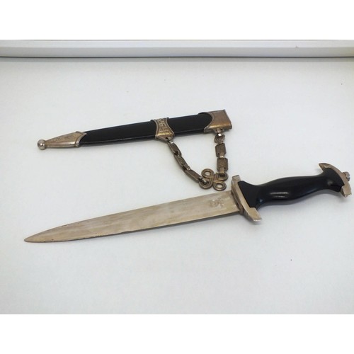 125 - GERMAN BLACK SS DAGGAR SCABBARD AND CHAIN HANGER