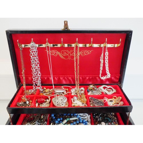 132 - LARGE MELE JEWELLERY BOX OF COSTUME JEWELLERY INCLUDING EARRINGS, BRACELETS, RINGS ETC