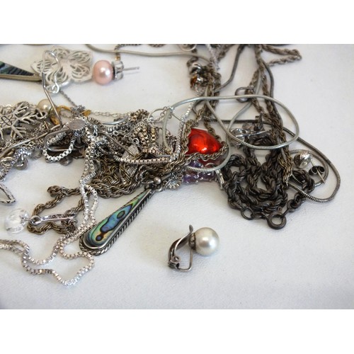 135 - JOBLOT OF SILVER JEWELLERY INCLUDING NECKLACES EARRINGS ETC, APPROXIMATE WEIGHT 120G