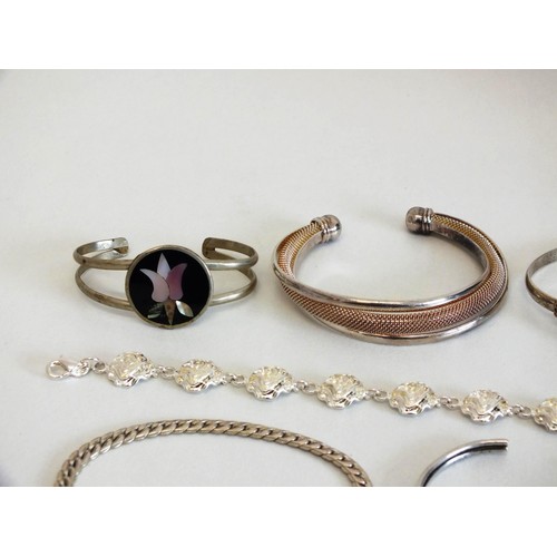 140 - STERLING SILVER BANGLES AND BRACELETS - 98g