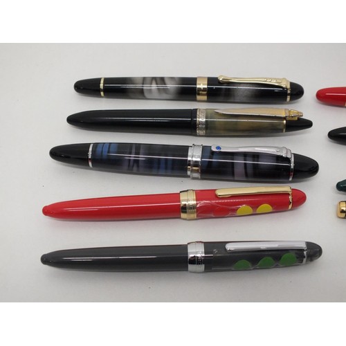 36 - 9 x Assorted PRESENTATION Fountain Pens Inc Laguiole, Jinhao Etc