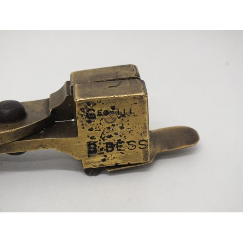 41 - BRASS SINGLE CAVITY BULLET MOULD STAMPED GEO - III B.BESS