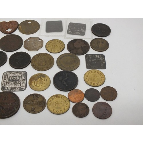 81 - COLLECTION OF OLD TOKENS/COINS INCLUDING CHARLES II, GEORGE III ETC