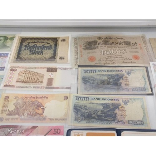 97 - COLLECION OF BANKNOTES AND COINS