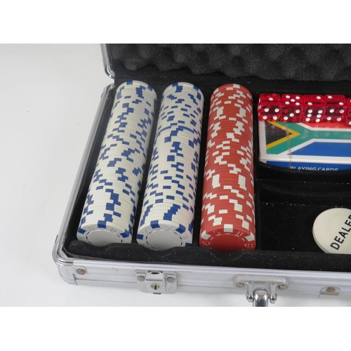 159 - CASED POKER SET