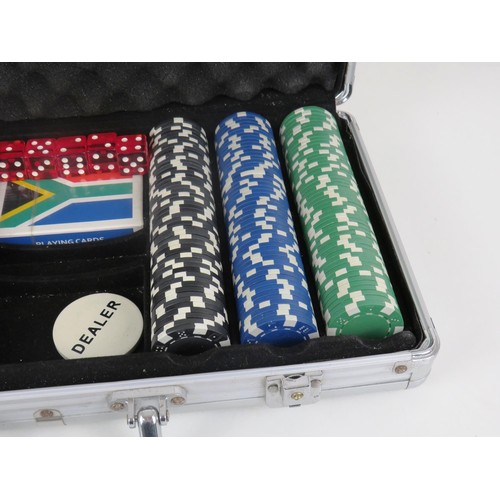 159 - CASED POKER SET