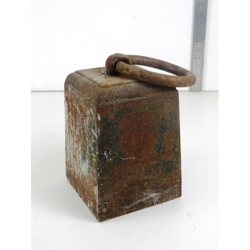 61 - MILITARY CAST IRON 56lb LOOP HANDLE WEIGHT