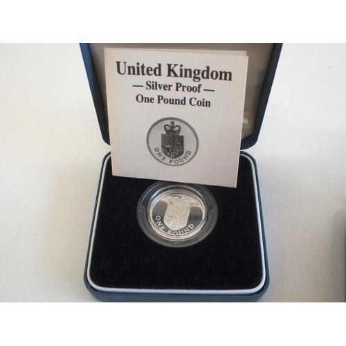 147 - 1998 SILVER PROOF £1 COIN AND 2017 SILVER PROOF PIEDFORT £1 COIN