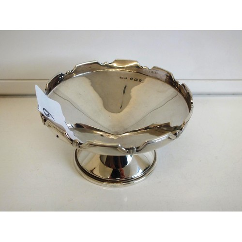 259 - SILVER PEDESTAL BONBON DISH - BIRMINGHAM 1934- 58g