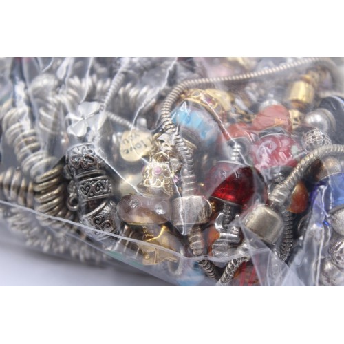 402 - 1.5kg Fashion Charm Bracelets And Assorted Charms