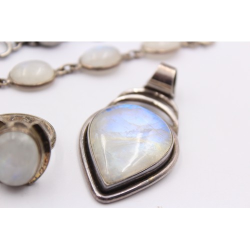 446 - 5 X .925 Moonstone Set Jewellery (60g)