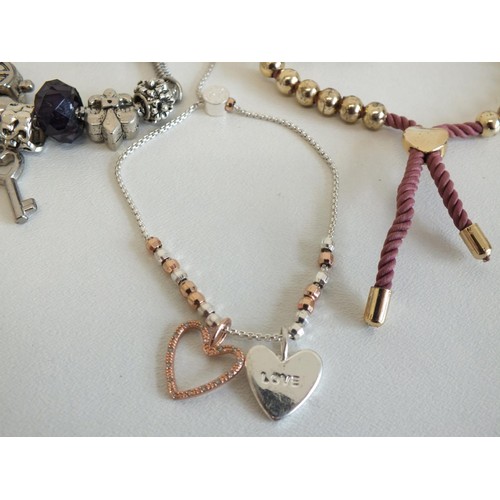 239 - 14 ASSORTED FASHION BRACELETS & NECKLACE