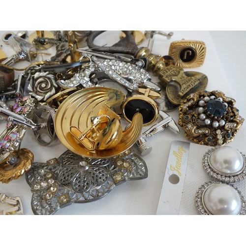 249 - BOX OF ASSORTED JEWELLERY, COINS, TRINKETS INCLUDES CUFFLINKS, EARRINGS, BRACELETS ETC