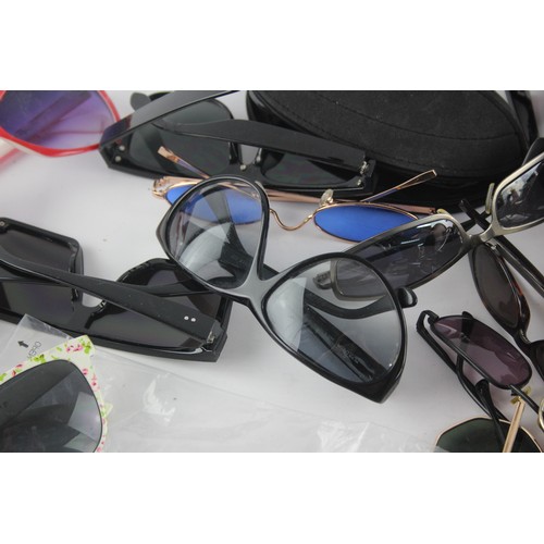 516 - 50 x Assorted SUNGLASSES Inc Liz Claibourne, Michael Kors, Diesel, Guess etc