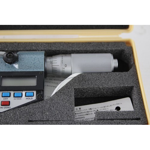 552 - Cased Digital MITUTOYO Caliper w/ Certificate of Calibration UNTESTED