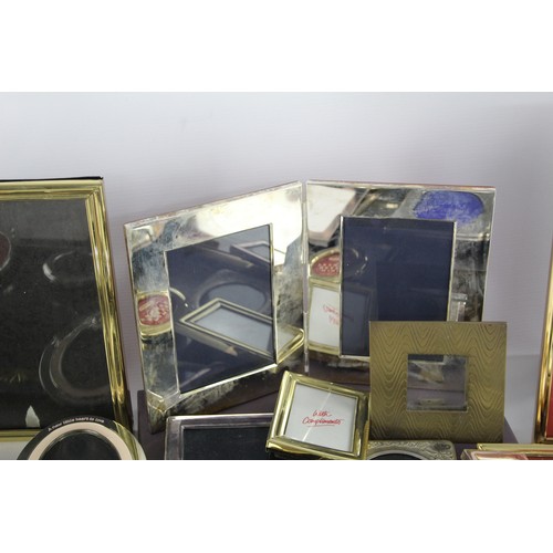 556 - Job Lot Assorted Vintage PICTURE FRAMES Inc BRASS, SILVER PLATE, Various Sizes