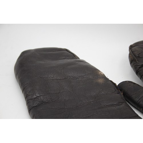 566 - Vintage Leather Flying Gloves