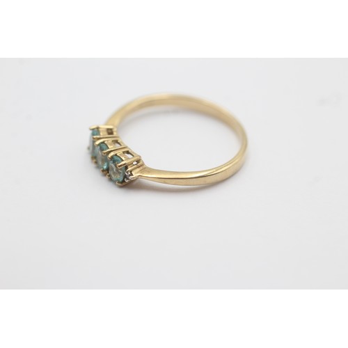 593 - 9ct Gold Diamond And Oval Blue Gemstones Five Stone Ring (1.6g) SIZE- P