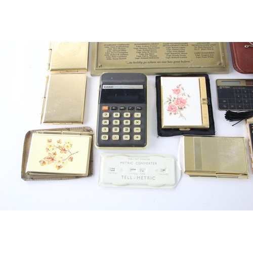 592 - Job Lot Of Assorted DESK ACCESSORIES Inc Brass Scales, Perpetual Calendar Etc