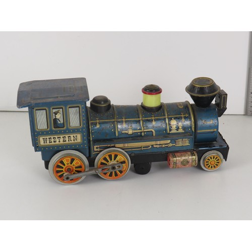 124 - LARGE JAPANESE TINPLATE TRAIN