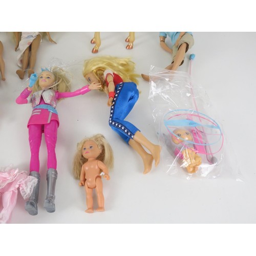 101 - LARGE LOT OF BARBIE DOLLS