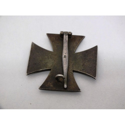 275 - WWII GERMAN IRON CROSS 1st CLASS - PIN NUMBERED 51