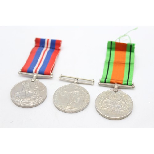 437 - 3 x WW2-ERII Medals Inc War, Defence & Police Long Service Named Stn Sgt Dowse