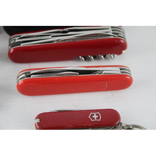 537 - 6 x Swiss Army Pocket KNIVES Inc Victorinox Etc