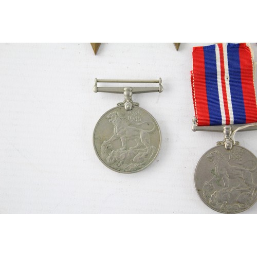 566 - 7 x WW2 Medals Inc War & 1939-45 Stars