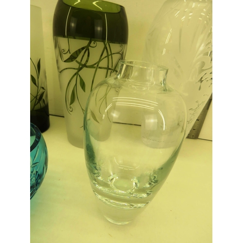 53 - 5 x QUALITY GLASS VASES