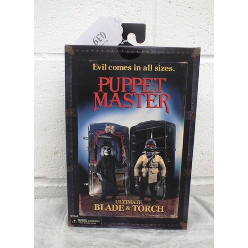 39 - Neca - Puppet Master - Blade & Torch Ultimate 2 Figure Pack