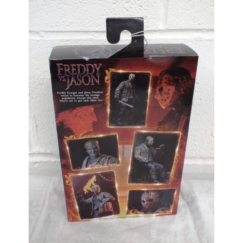 47 - NECA Freddy VS Jason Ultimate Jason Voorhees 7