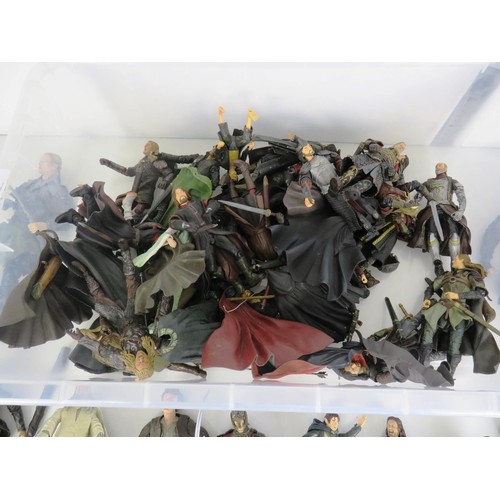 303 - LARGE LOT OF LORD OF THE RINGS ACTION FIGURES