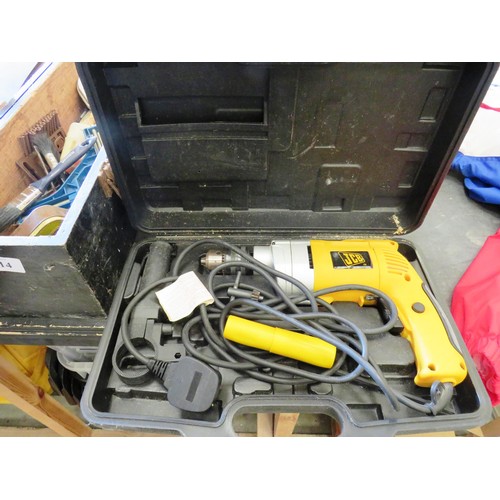 314 - JOBLOT OF TOOLS AND WOODEN TOOL BOX - INCLUDES JCB ELECTRIC DRILL