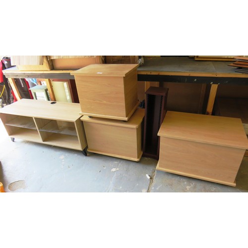 319 - 5 x ITEMS OF FURNITURE INCLUDES MATCHING TV UNIT AND STORAGE BOXES AND CD TOWER