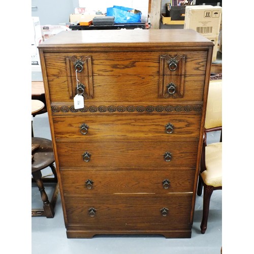 330 - ARTS AND CRAFTS OAK CHEST OF DRAWERS 