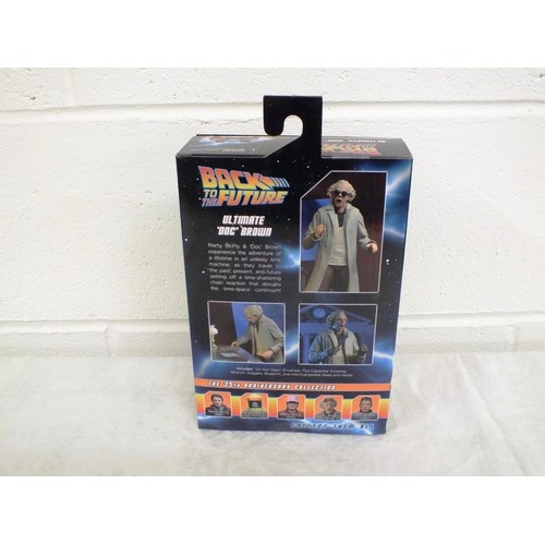 48 - NECA - BACK TO THE FUTURE ULTIMATE DOC BROWN 7