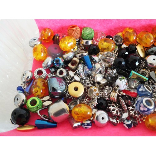 120 - BOX OF MIXED CHARMS