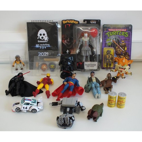 175 - MIXED LOT OF NEW COLLECTABLE TOYS INCLUDES - IT PENNYWISE THE CLOWN FIGURE, STAR WARS FUNKO, GOOD GU... 