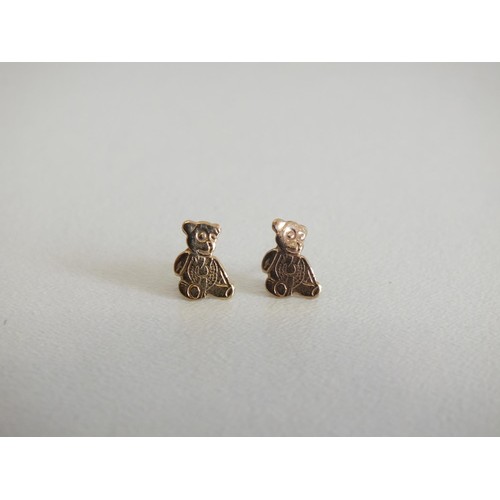 147 - 9CT GOLD BEAR STUD EARRRINGS