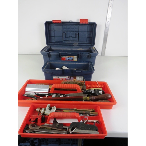 334 - LARGE TOOL BOX, HAND PLANES, SAWS, CHISELS, LATHE WOOD WORKING TOOLS, SMALL BOX PIPE CUTTERS, DRILL ... 